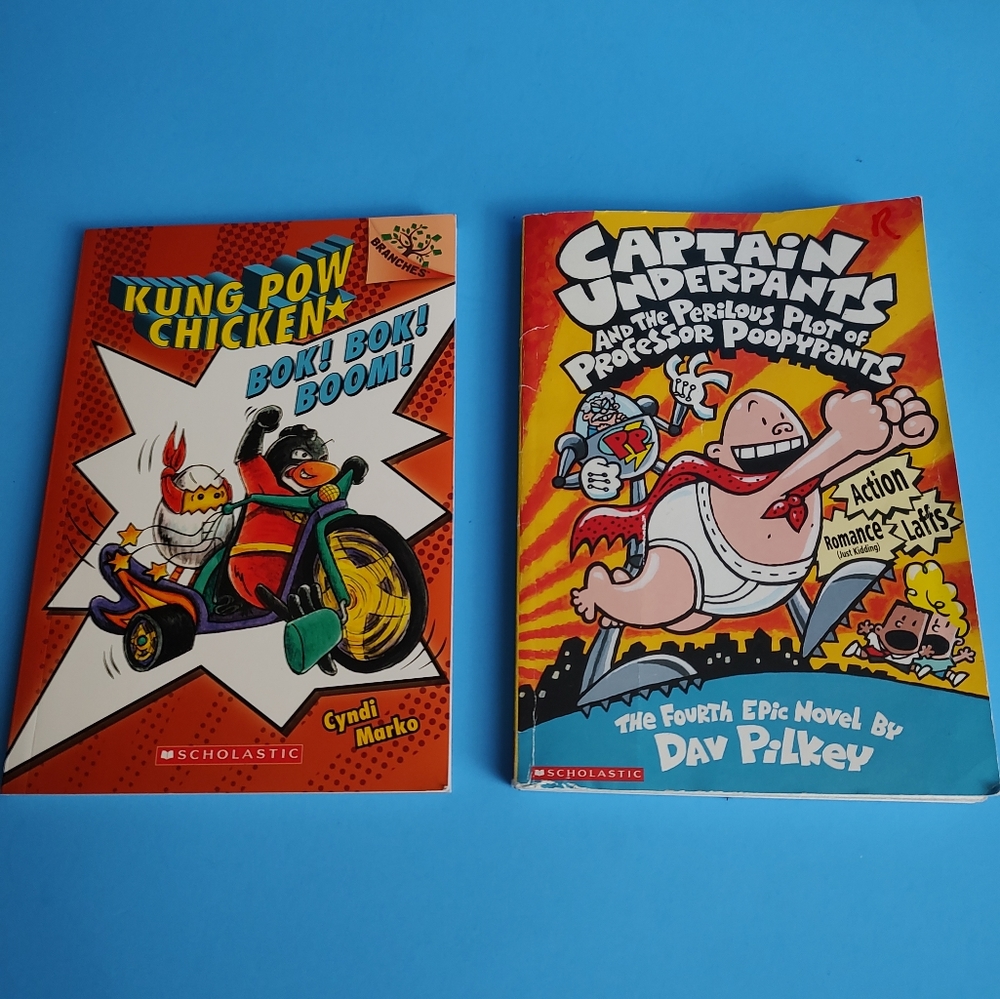 Comics books kung pow chicken and captain underpants exelent Condition